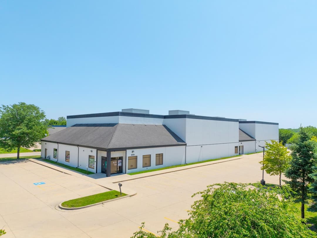 Image of Indoor Sportsplex For Lease Property