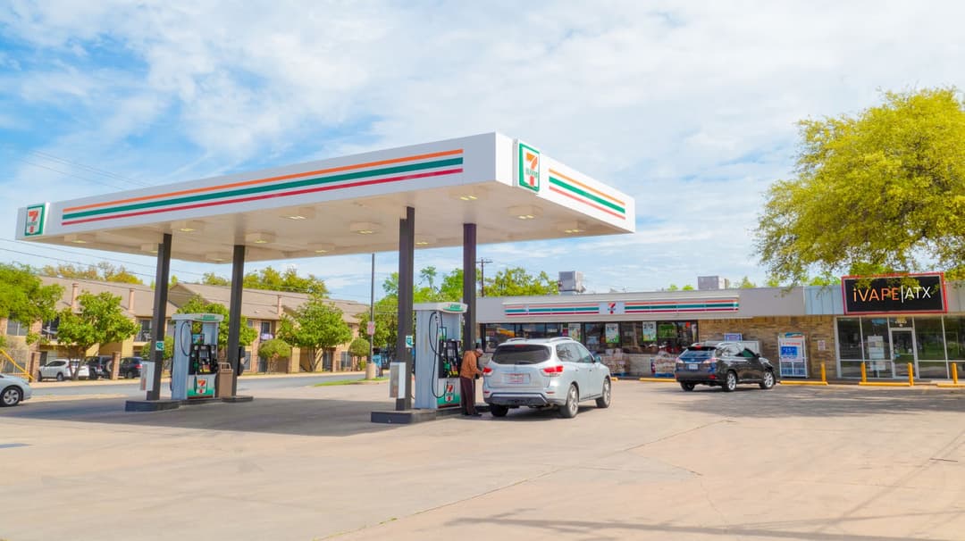 Image of 7-Eleven Retail Building Property