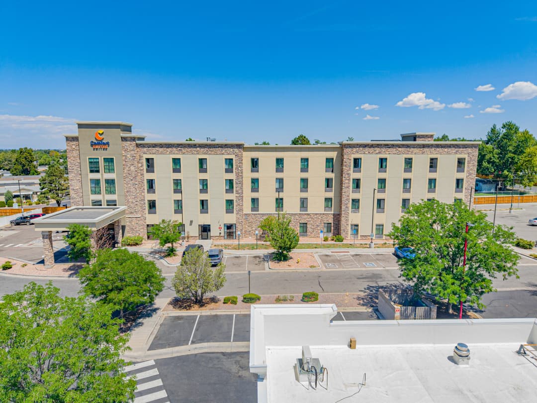Image of Comfort Suites Aurora Property