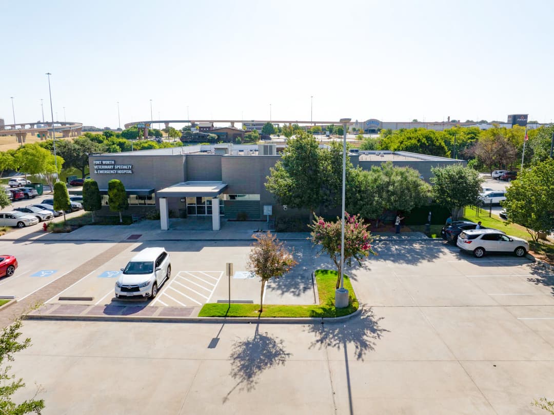 Image of Fort Worth Veterinary Specialty & Emergency Hospital Property