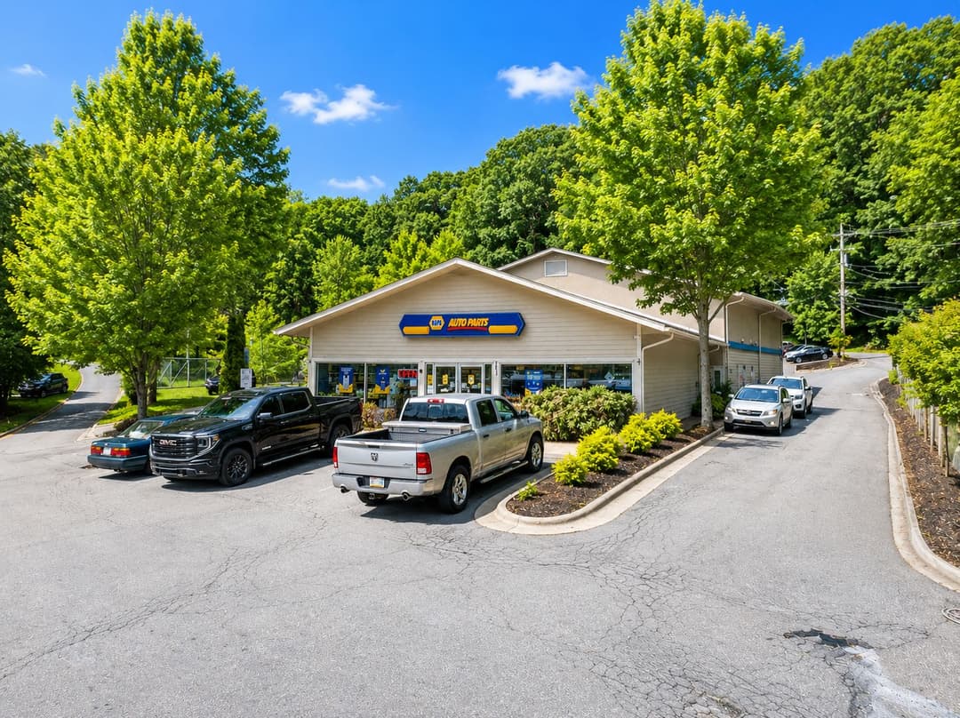 Image of Napa Auto Parts Property