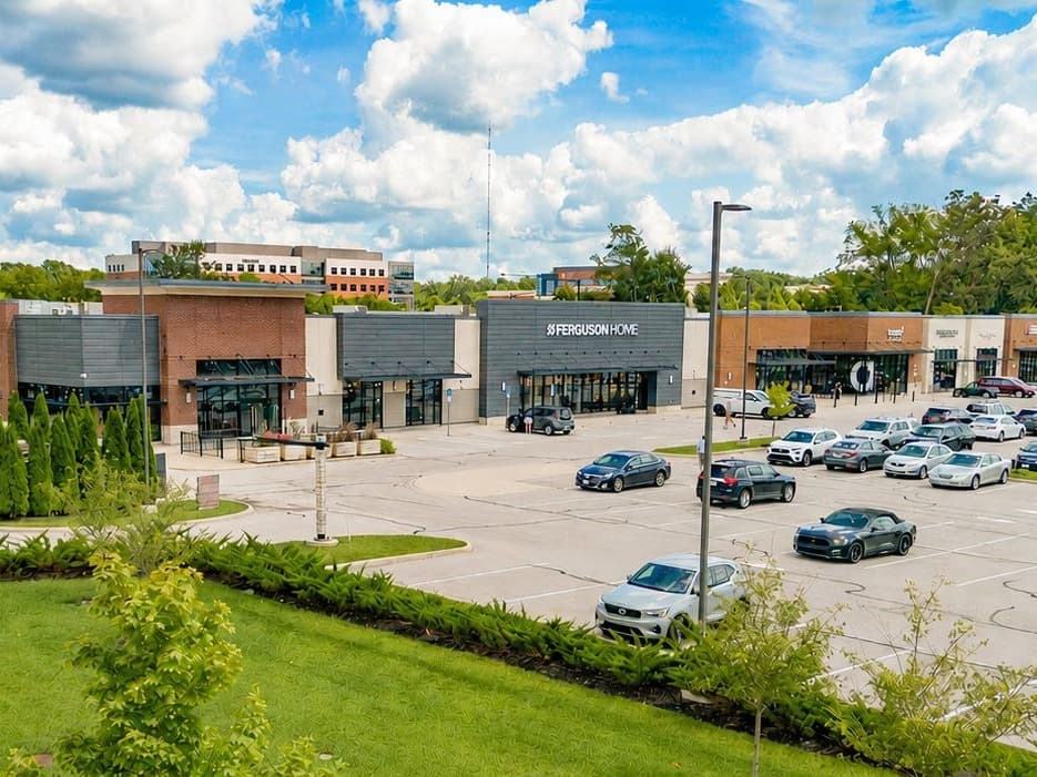 Image of Polaris Westar Plaza Property
