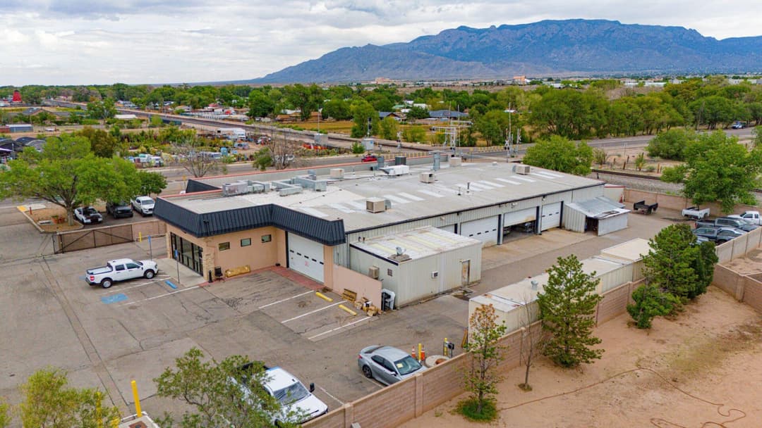 Image of Caliber Collision Portfolio Property