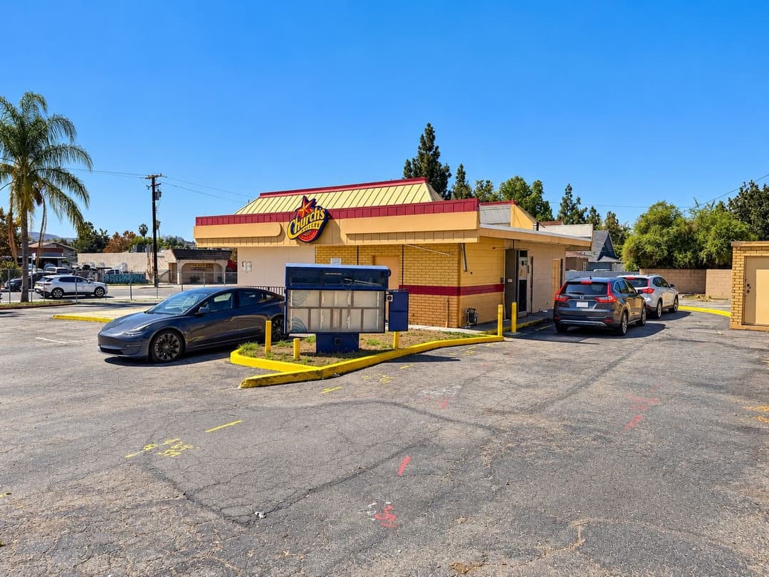 Image of 1105 W Mission Blvd Property