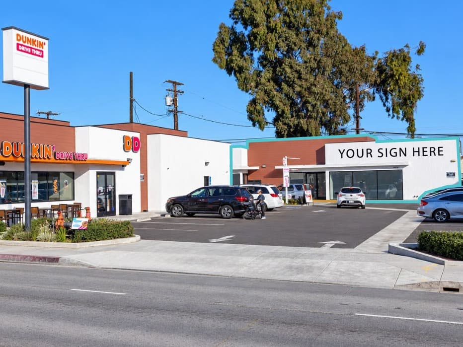 Image of 4365 W Rosecrans Ave Property