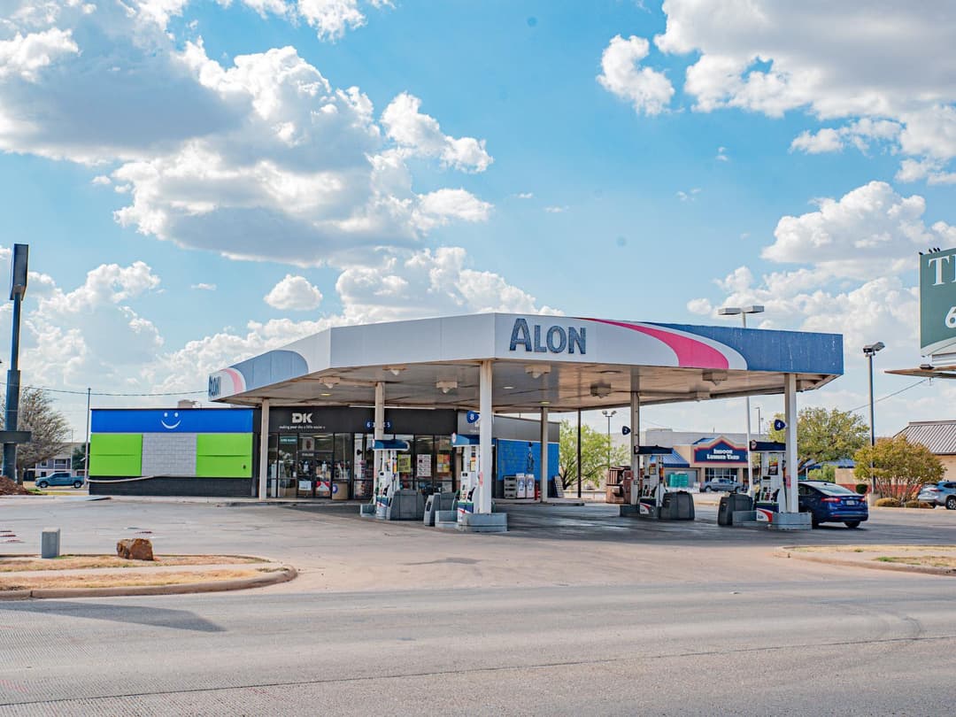 Image of Delek Convenience Property