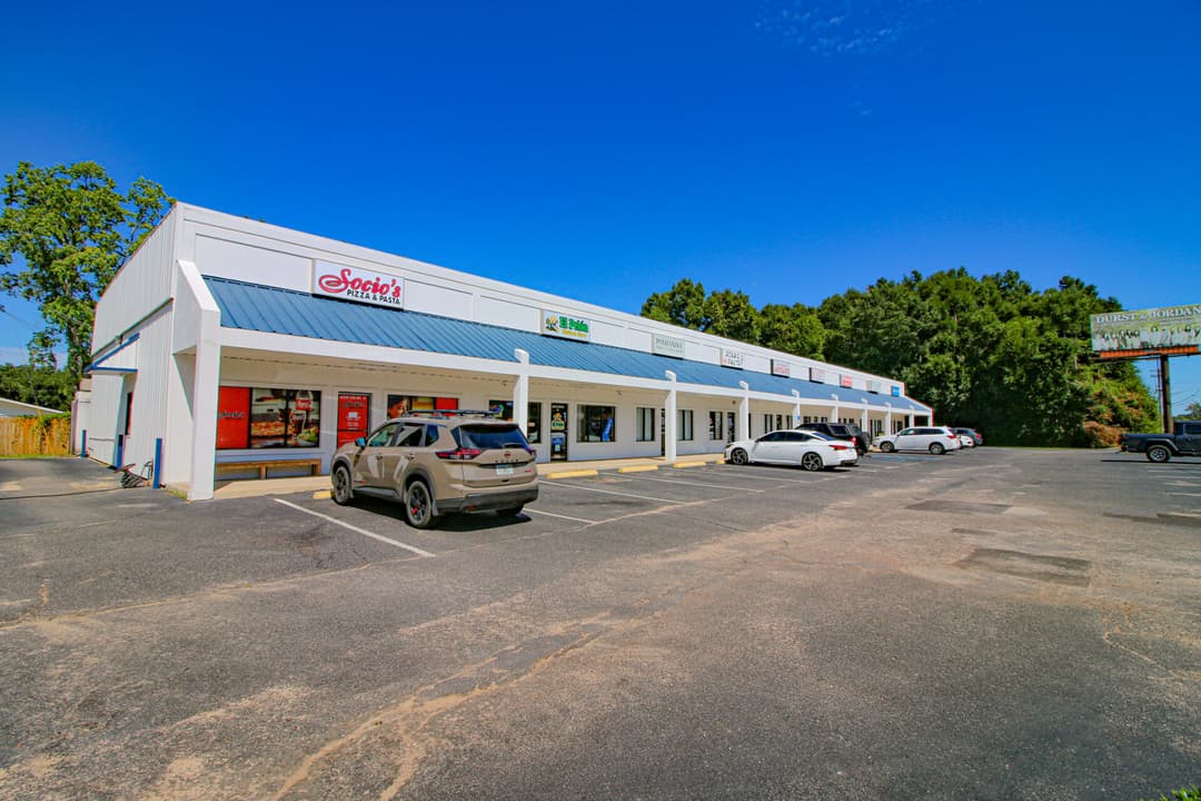 Image of Nettlewood Plaza Property