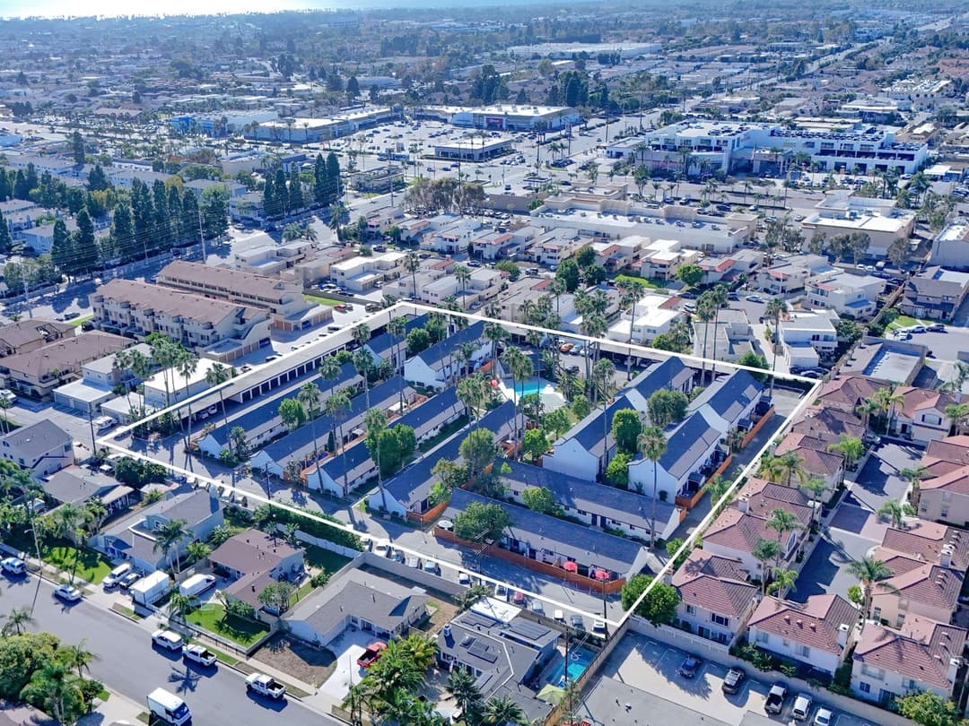 Image of The Mora Kai Apartment Homes Property